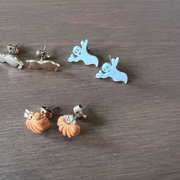Lot of 5 halloween spooky stud dainty earrings ghost spider pumpkin cat - Picture 3 of 5